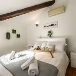 Buenos Aires' Nest - 10 Minutes From Duomo With Terrace Appartement