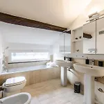 Appartement Buenos Aires' Nest - 10 Minutes From Duomo With Terrace *