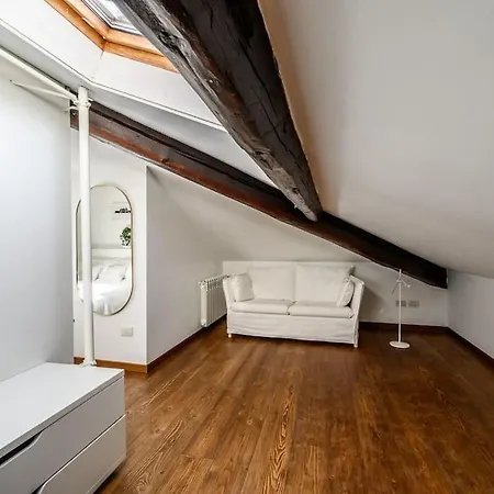 Buenos Aires' Nest - 10 Minutes From Duomo With Terrace Appartement *