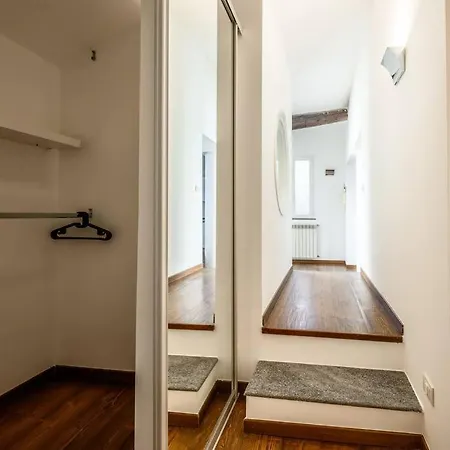 Appartement Buenos Aires' Nest - 10 Minutes From Duomo With Terrace *