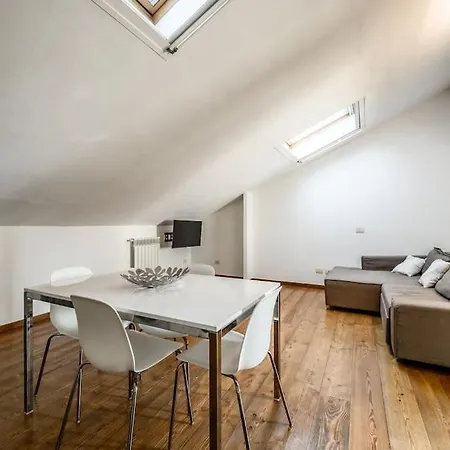 Appartement Buenos Aires' Nest - 10 Minutes From Duomo With Terrace Milan