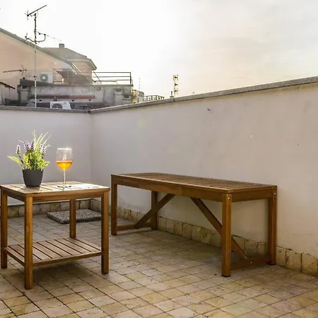 Appartement Buenos Aires' Nest - 10 Minutes From Duomo With Terrace Milan