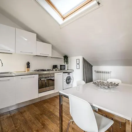 Appartement Buenos Aires' Nest - 10 Minutes From Duomo With Terrace *