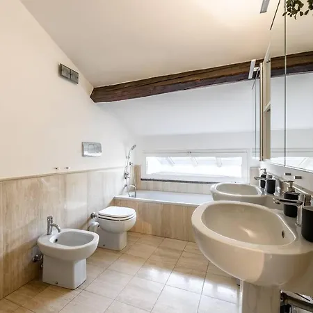 Appartement Buenos Aires' Nest - 10 Minutes From Duomo With Terrace Milan
